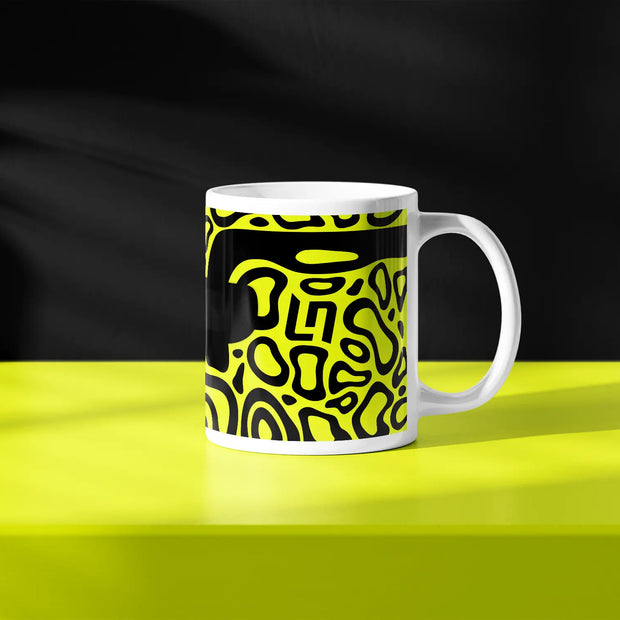 Lando Norris F1 helmet mug design in a minimalist style, featuring a black and yellow background with black livery with LN graphics, inspired by his McLaren 2024 Formula 1 helmet.